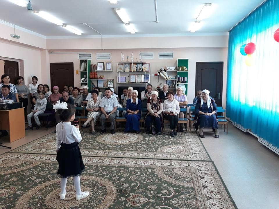 1-қазан "Қарттар күні" мерекесіне орай ұйымдастырылған "Қарттарым асыл қазынам" атты мерекелік іс-шара