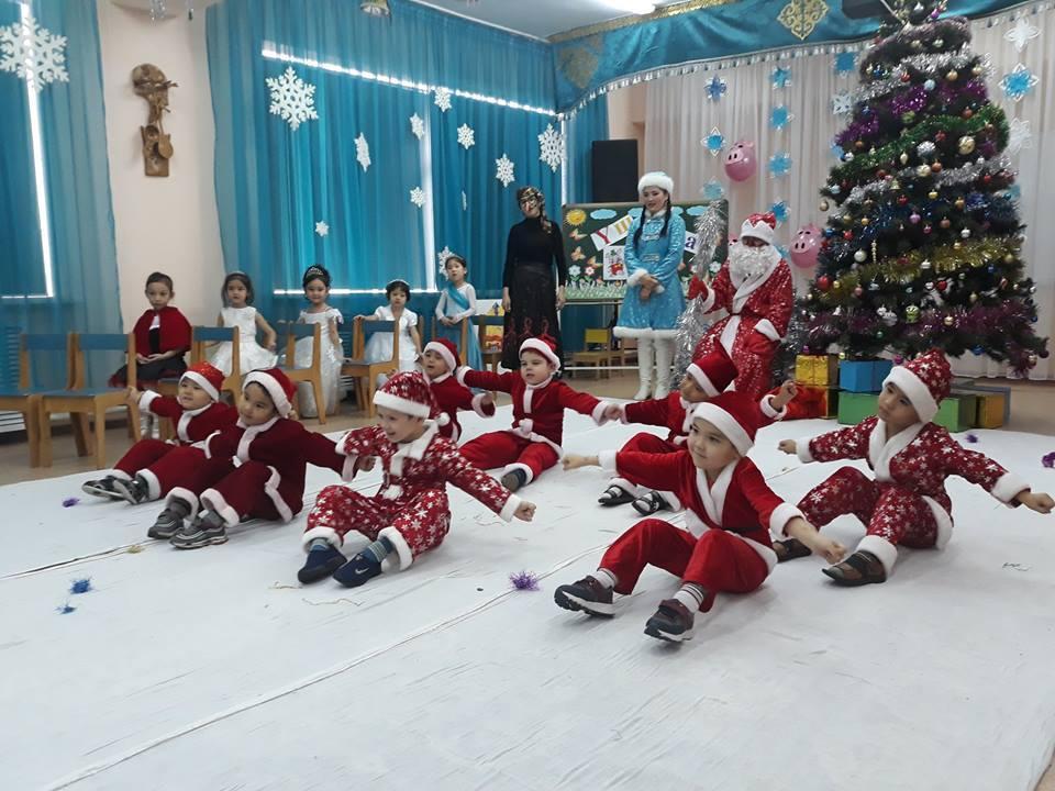 "Жаңа жыл" мерекесі қарсаңында ұйымдастырылған топтар арасындағы ертеңгіліктер